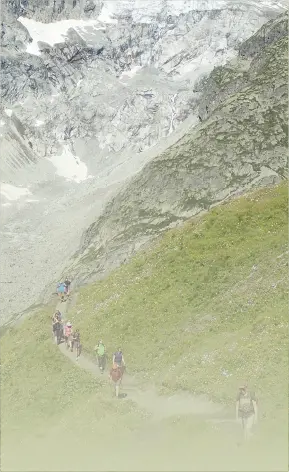 Grand col Ferret avec Horizons Nature