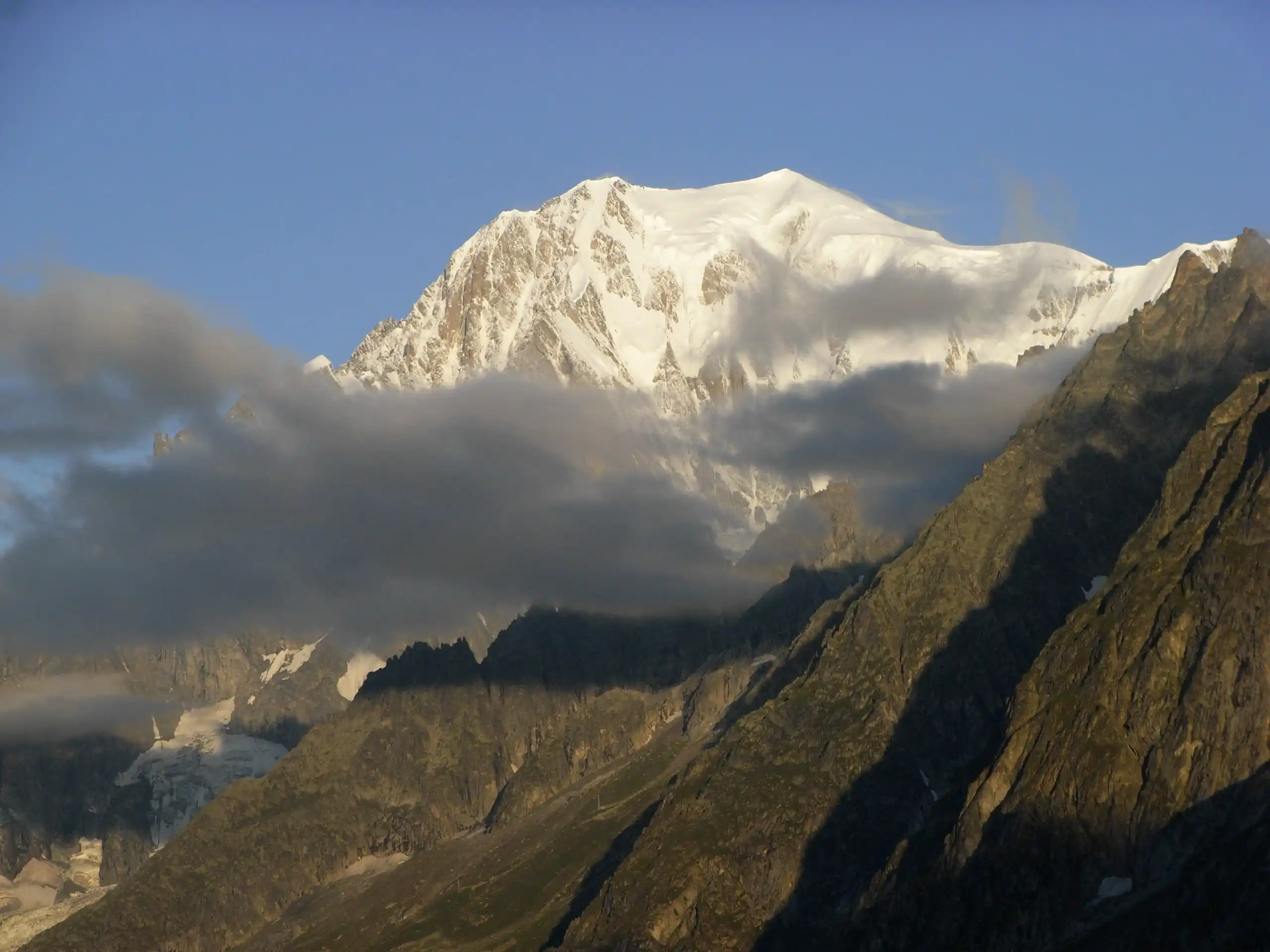 Vue sur le Mont-Blanc depuis l'Italie